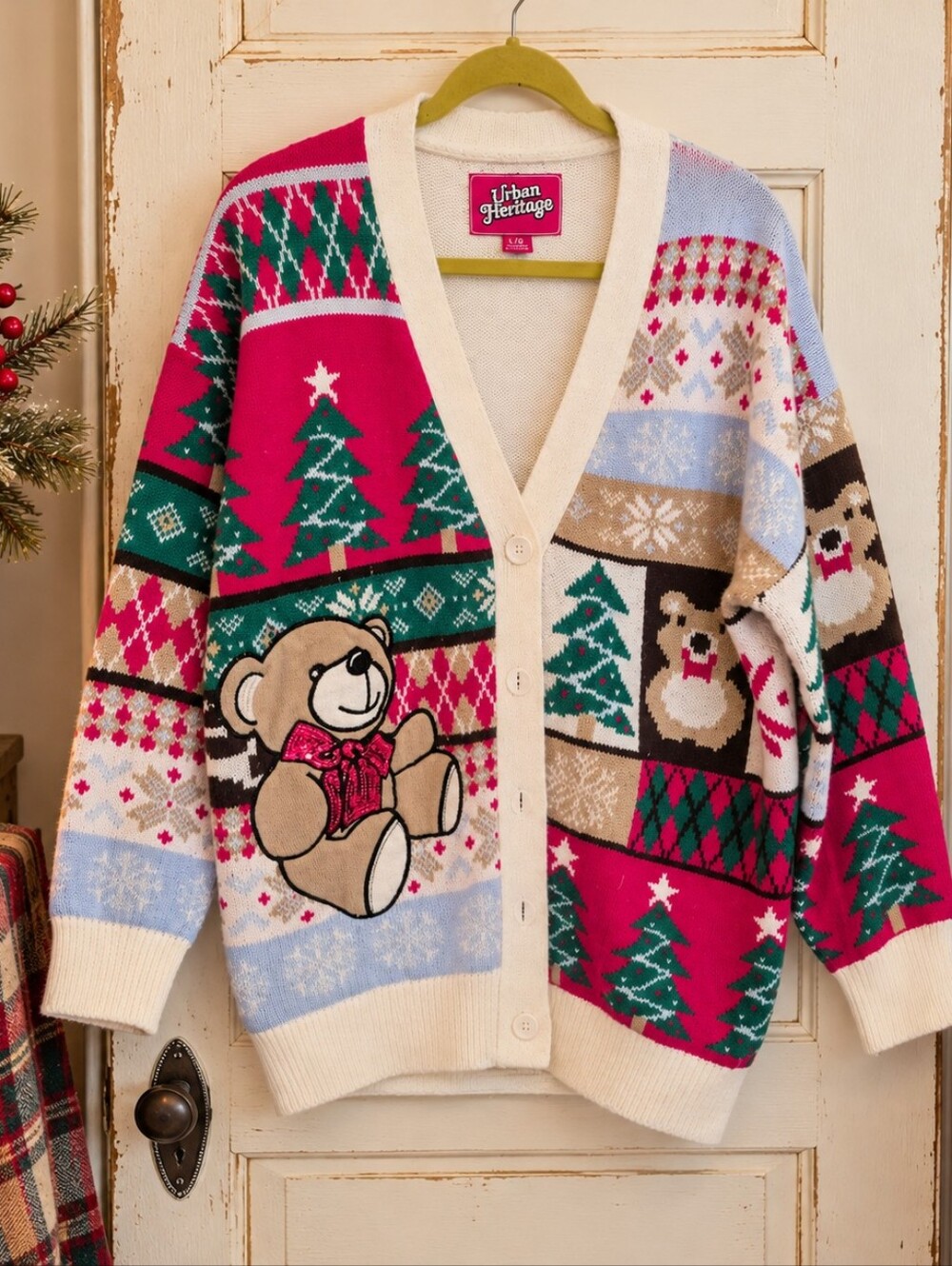 Urban Heritage Christmas Teddy Bear Sequin Cardigan L 25.5” PTP